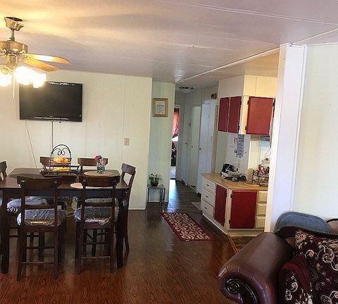 4th image of 26067 Queen Palm Dr
