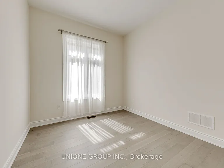 3440 Mosley Gate — Photo 23