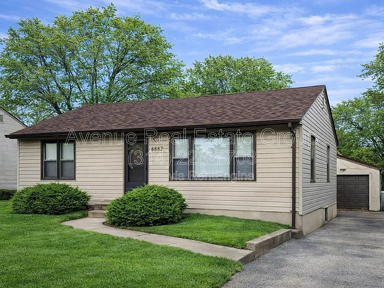 8883 Saint Cyr Dr — Photo 1