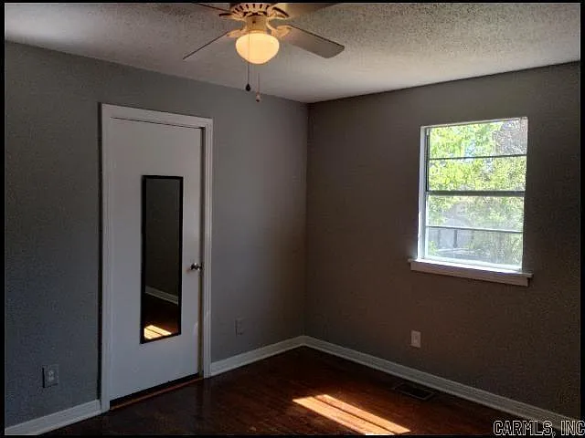 1511 Madden Rd — Photo 3
