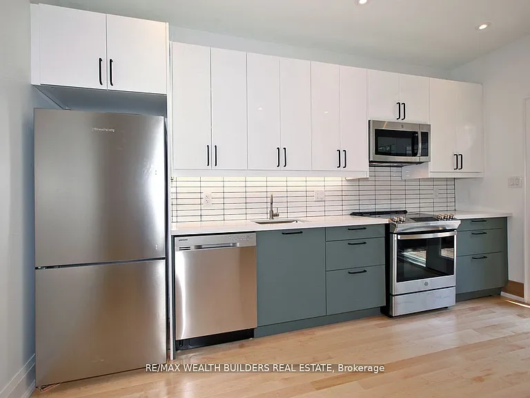 167 Broadview Ave #3 — Photo 4