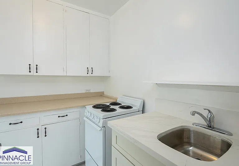 1115C Hassinger St #2 — Photo 2