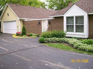 3 Alton On Auburn, Rolling Meadows, IL