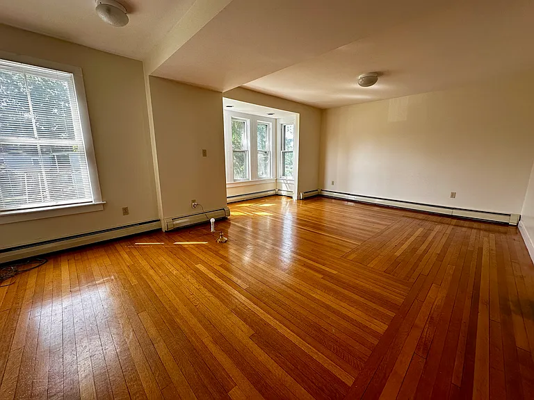 53 Montowese St #2 — Photo 11
