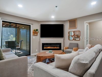 50 Yacht Cove Dr APT 214, Hilton Head Island, SC, 29928