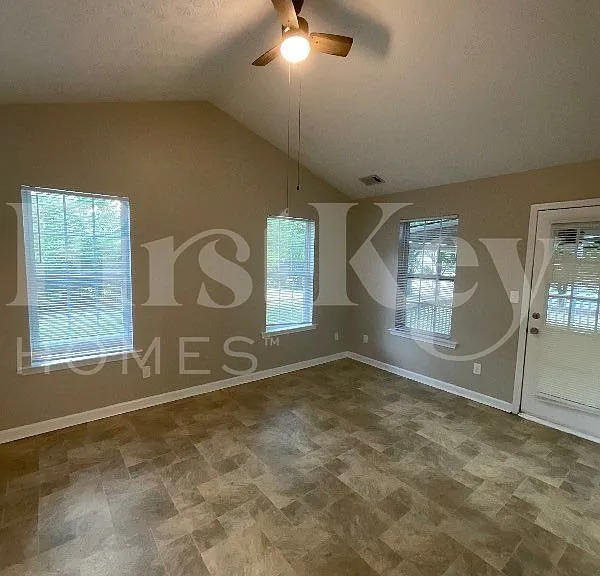 1580 Willow River Run — Photo 3