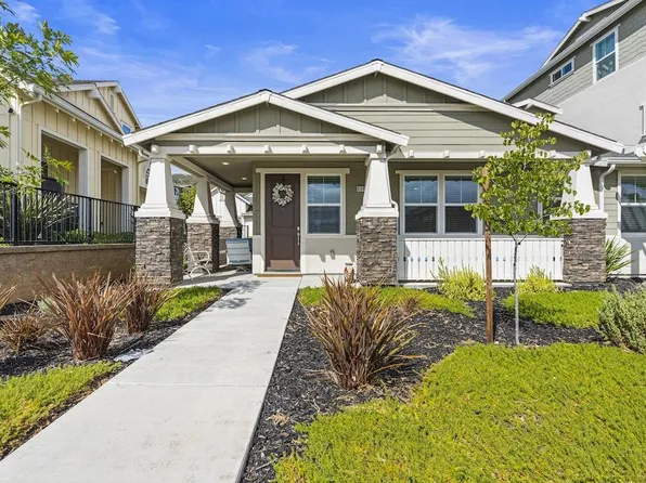 6385 Paysar Ln, Gilroy, CA 95020