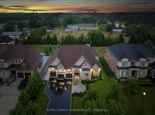 15 Country Club Cres, Uxbridge, ON L9P 0B8