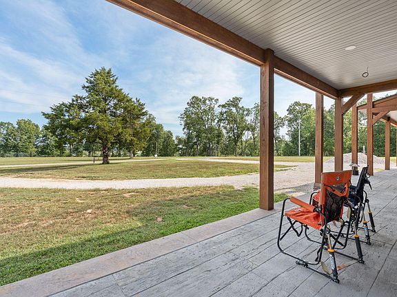 5th image of 125 Riverpointe View