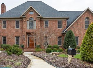 1625 Deercroft Ct, Greensboro, NC 27407