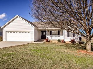 110 Autumn Ct, Mocksville, NC 27028