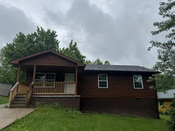 312 Keith Whitley Blvd, Sandy Hook, KY 41171