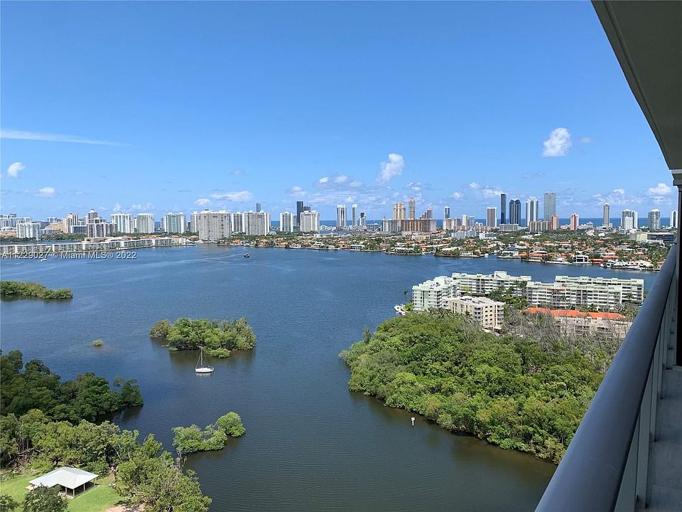 1st image of 16385 Biscayne Blvd Unit 2504