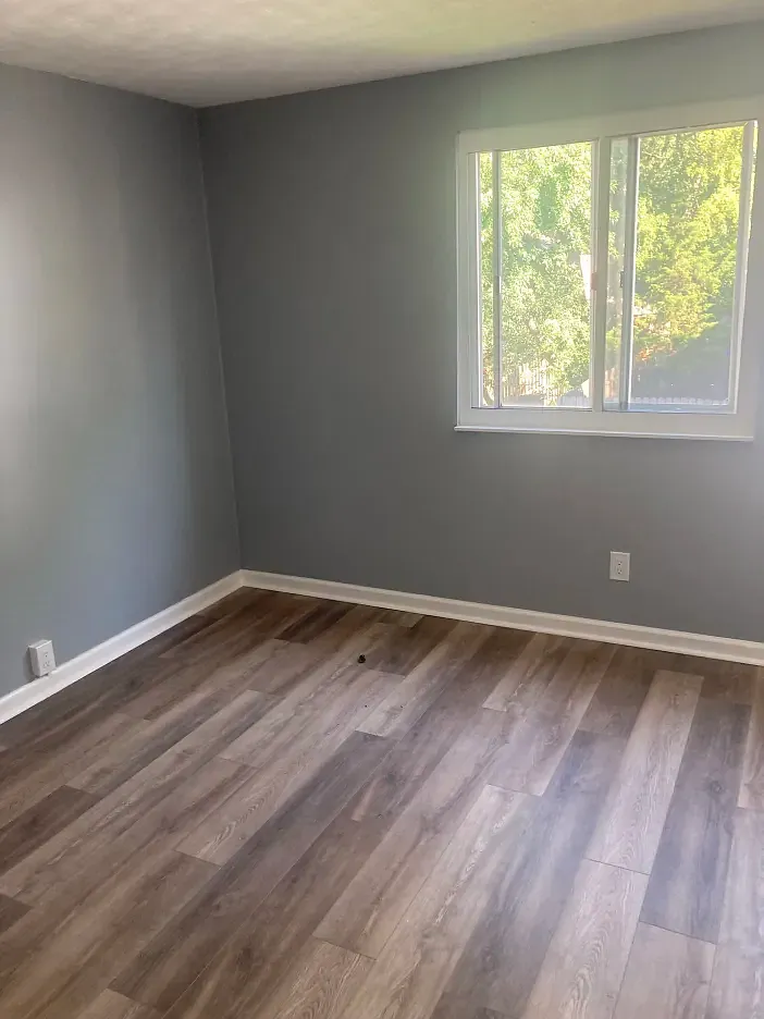 3 bed, 1.5 bath, 1220 sqft, $1,800 — Photo 4