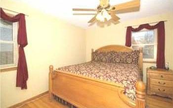 3rd image of 4784 Peggy Ln