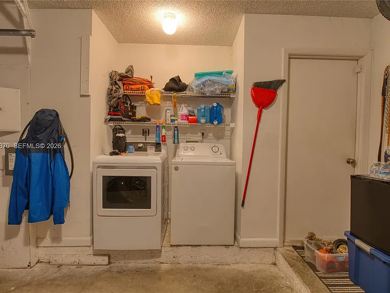 11415 Lakeview Dr #2-D — Photo 20