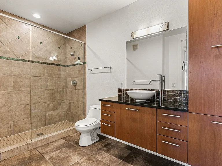 2460 W 29th Ave #102 — Photo 8