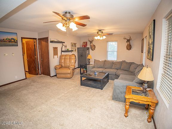 5th image of 400 N Olive St