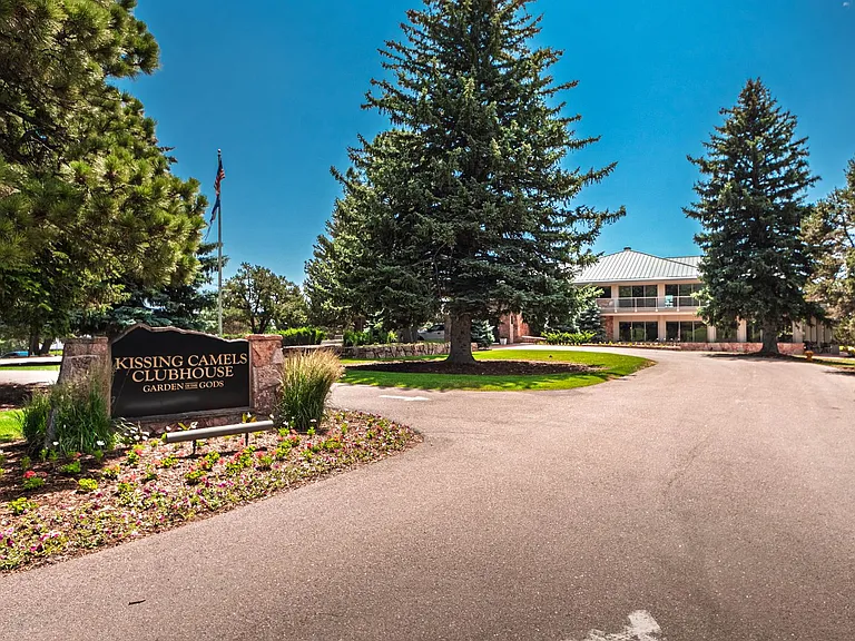 3570 Camels Ridge Ln — Photo 38