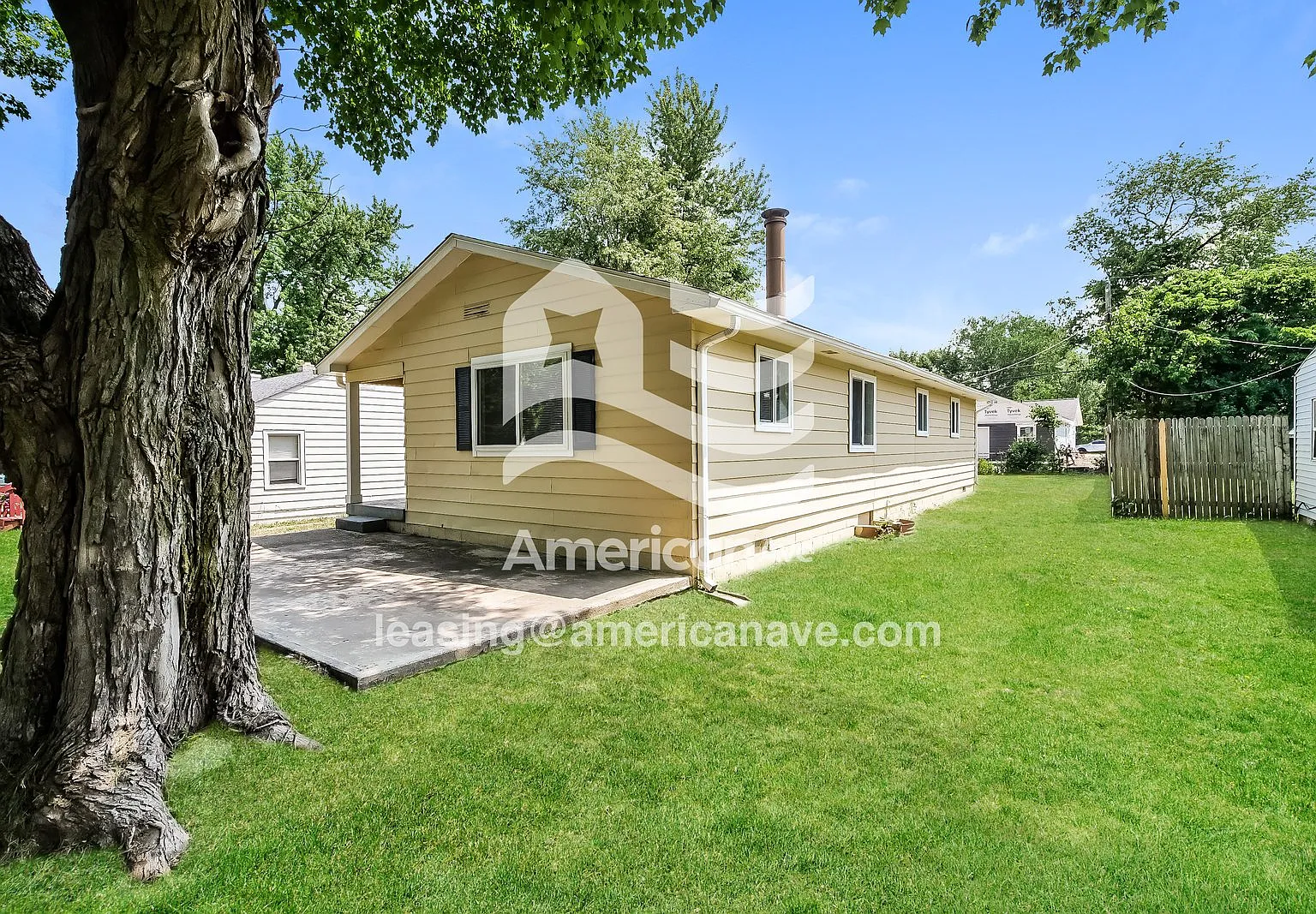 3 bed, 1.0 bath, 1224 sqft, $1,450 — Photo 2