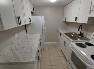 1852A Golf View Ave #4, Fort Myers, FL 33901