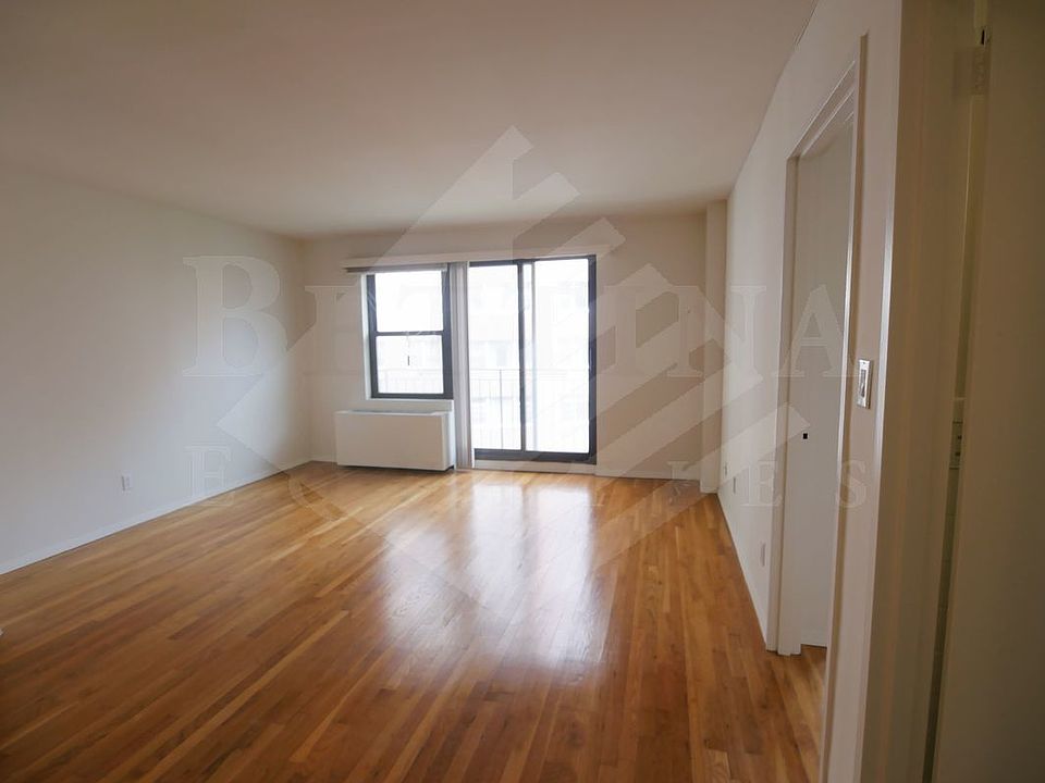 1st image of 70 E 12th St APT 7C