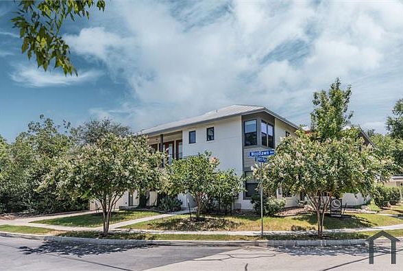 1st image of 112 Lindell Pl #2204