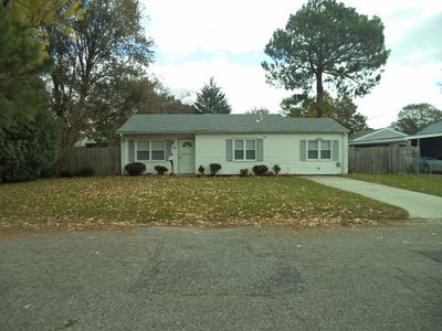 820 Crepe Myrtle Ln, Virginia Beach, VA, 23455