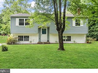 91 N Grove St, Berlin, NJ 08009