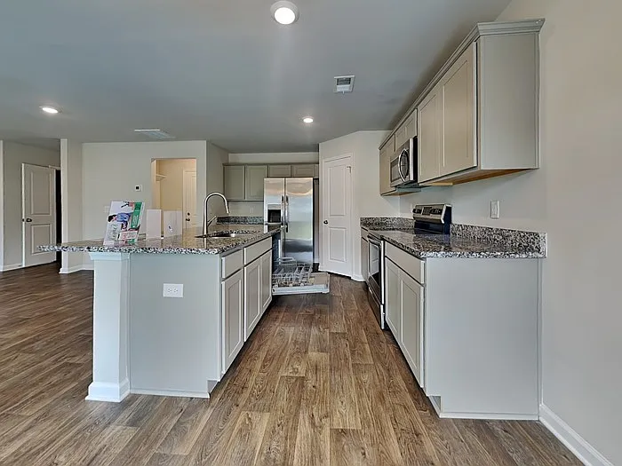 331 Crooked Pine Ct — Photo 6