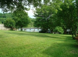 505 Oakwood Rd, Clarksburg, WV 26301