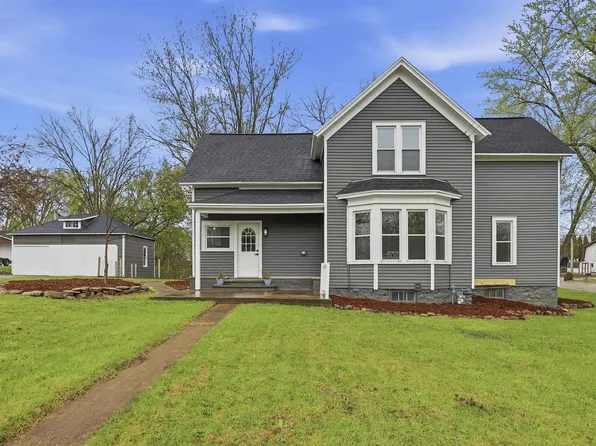 1602 S DIVISION STREET, New London, WI 54961