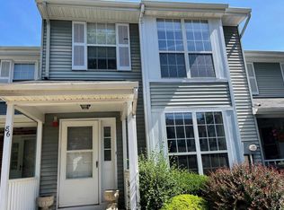 86 Greenridge Cir, Newtown, PA 18940