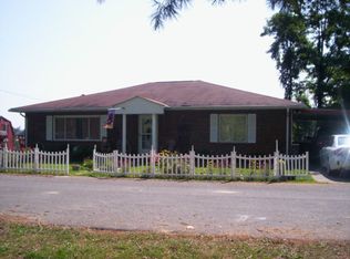 221 Edwards St, Beckley, WV 25801