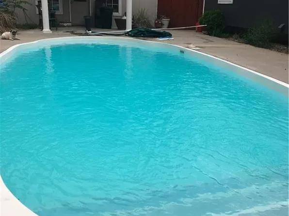 21201 E 51st Terrace Ct S, Blue Springs, MO 64015