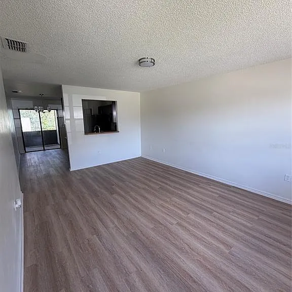 295 Cobalt Dr — Photo 3