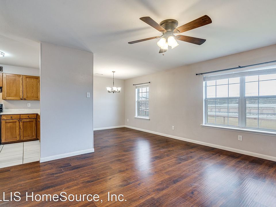 1st image of 5545 Brookview Ct APT C