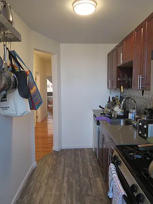 Rented by Space Real Estate | media 11