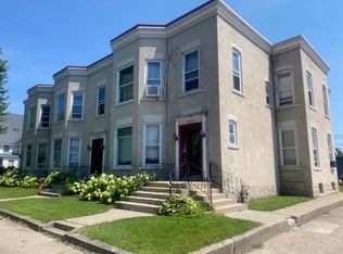 119 Division St APT C, Elkhart, IN 46516