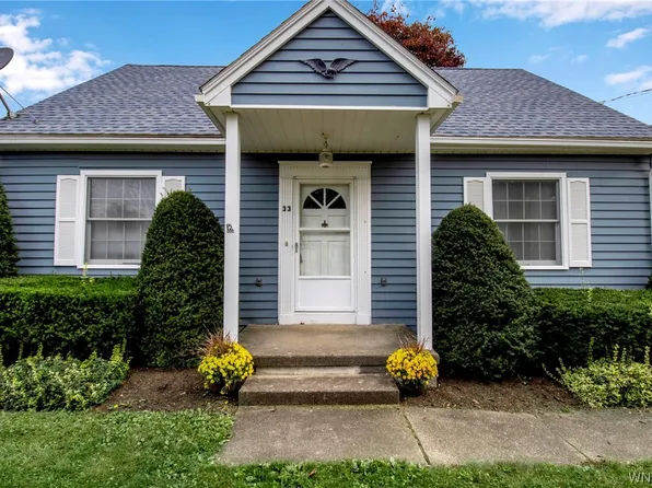33 Haskell Ave, Arcade, NY 14009