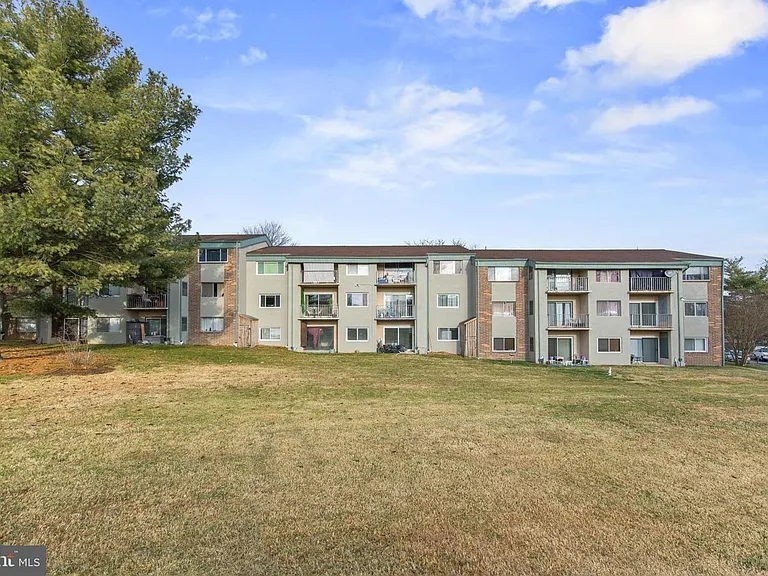 350 Gatewater Ct #A — Photo 31
