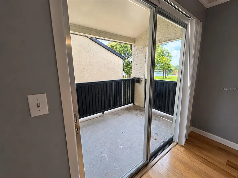 940 Lake Destiny Rd #G — Photo 6