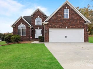 207 Dunnbrook Dr, Salisbury, NC 28146