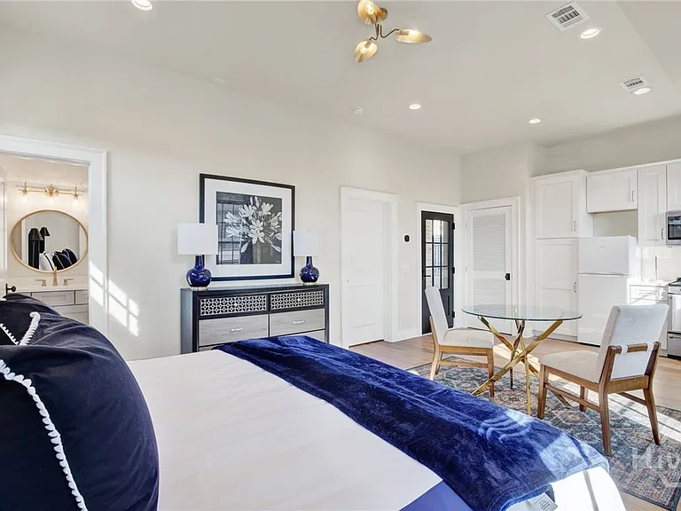 408 Geo Meyer Ave #CARRIAGE HOUSE — Photo 11
