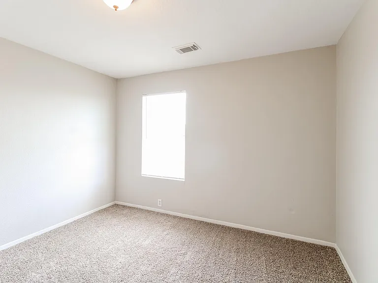 3235 Becker Glen St — Photo 11