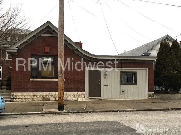 23 19th St photo 1