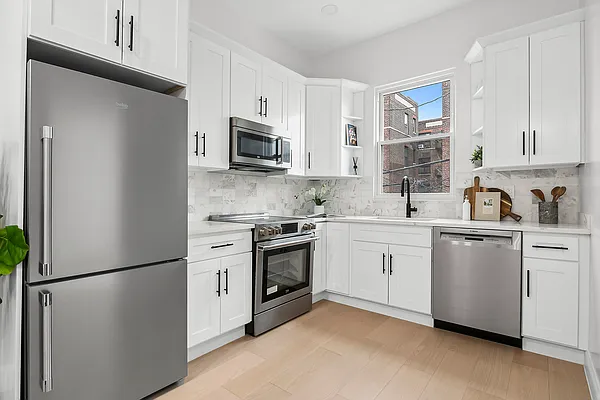 Sold by Corcoran | media 8