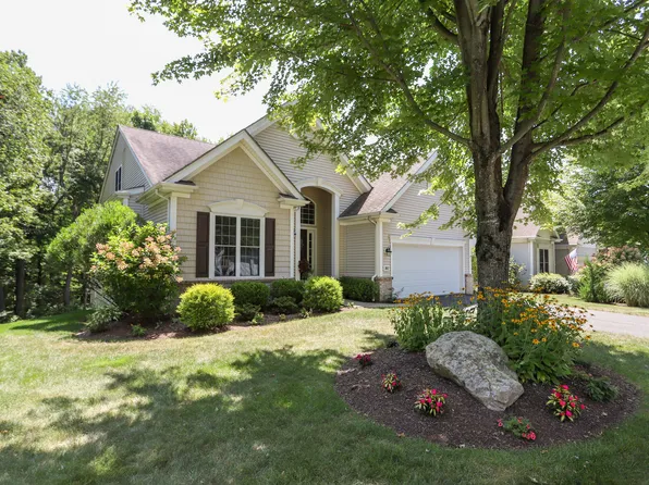 302 Fairway Drive #302, Oxford, CT 06478