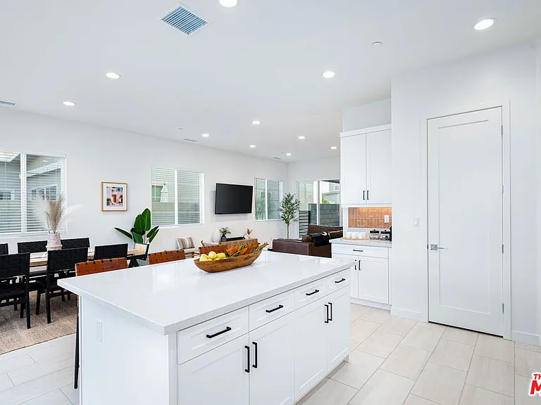 1605 Candela Ct — Photo 8