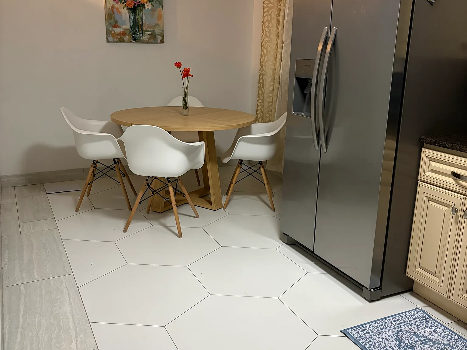 7 bed, 2800 sqft, $850 — Photo 4